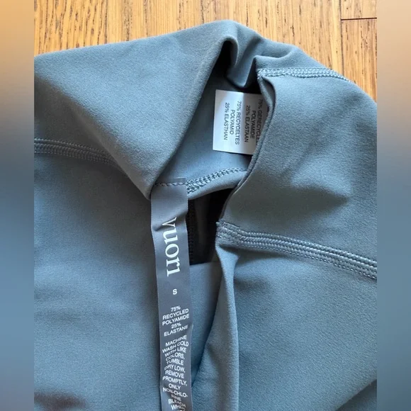 Vuori BlissBlend Leggings Lake Sz Small - Picture 5 of 8